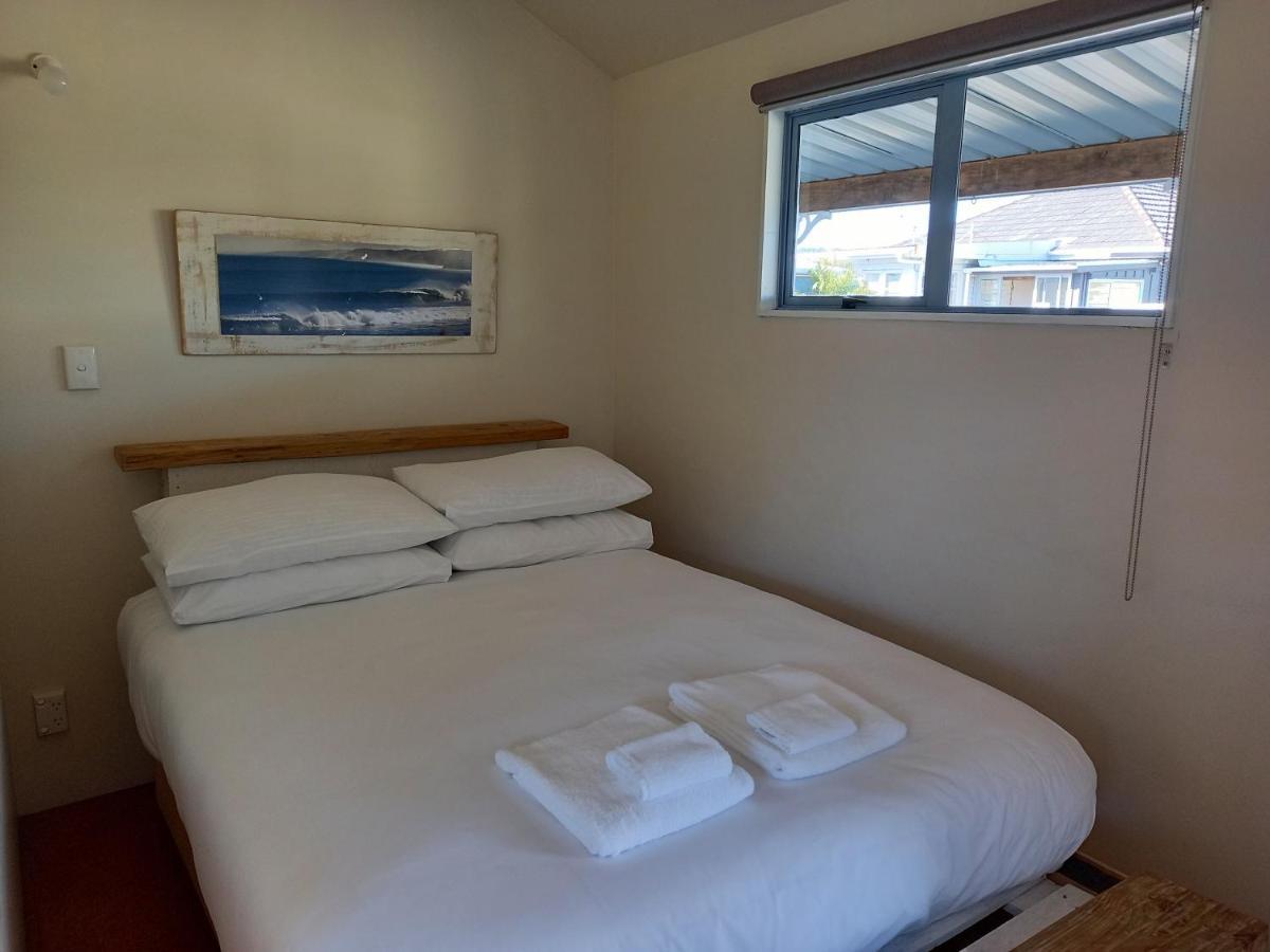 Raglan West Accommodation Units Exteriör bild