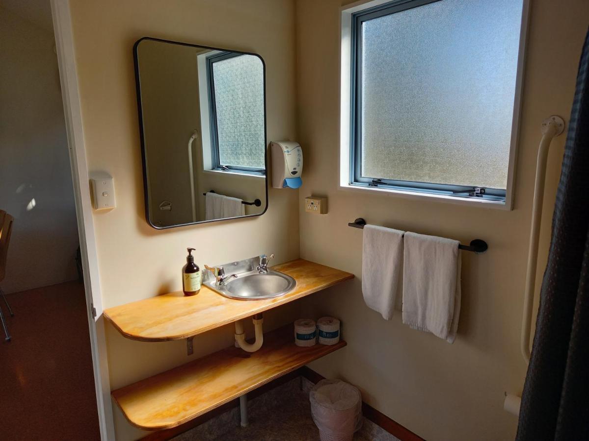 Raglan West Accommodation Units Exteriör bild